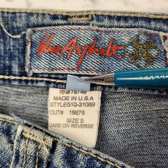 Distressed Denim Skirt by Blue Asphalt size 5 Side Vent - Picture 5 of 6